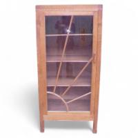 Martin Lizardman Dutton. A Martin 'Lizardman' Dutton oak display cabinet. - Thumbnail 1