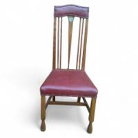 An Arts and Crafts oak chair - Thumbnail 1