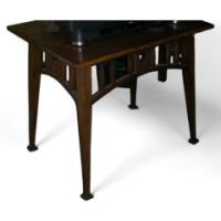 An Arts and Crafts oak table - Thumbnail 1