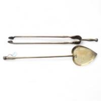 C F A Voysey for Thomas Elsley. An heart-shaped coal shovel and a matching tongs - Thumbnail 1