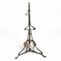 A Glasgow school wrought iron and copper standard lamp - Thumbnail 1