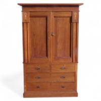 An oak Arts and Crafts linen pre - Thumbnail 1