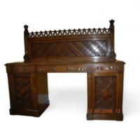 Edwards and Roberts. A Gothic revival oak sideboard/buffet - Thumbnail 1