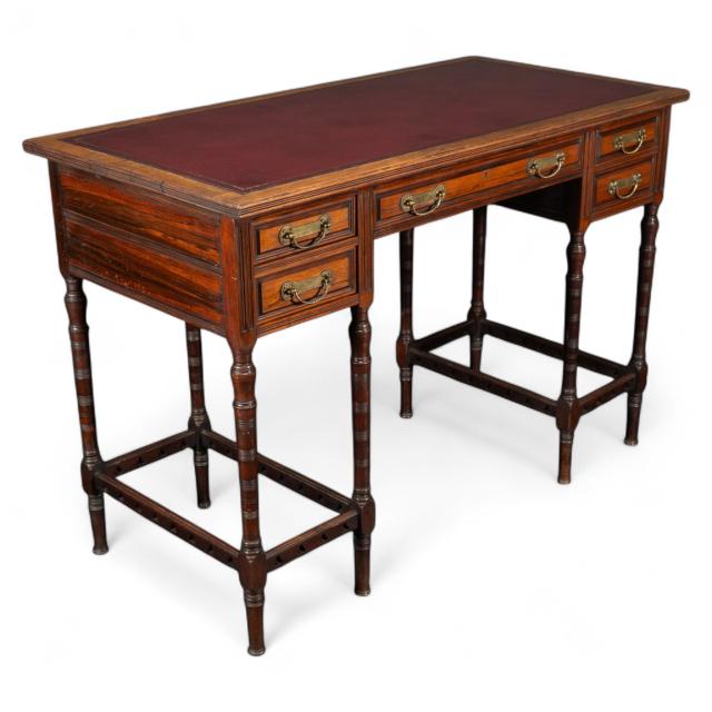 Desks & Bureaus