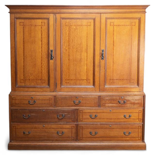 Linen Presses