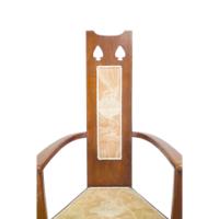 M. H. Baillie Scott, attributed. Three Arts and Crafts High-back oak armchairs - Thumbnail 3