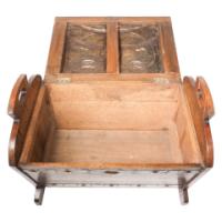 Shapland and Petter or Liberty & Co., attributed. Arts and Crafts oak blanket box - Thumbnail 6