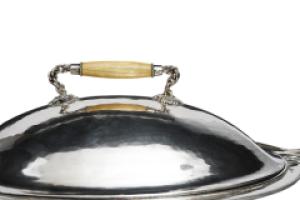 Guild of Handicraft, attributed. Pair of silver-plated vegetable dishes by C. R. Ashbee - Thumbnail 9