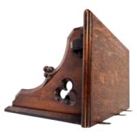 A. W. N. Pugin, in the style of. Gothic Revival oak bracket or wall shelf - Thumbnail 5