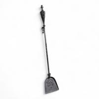 Guild of Handicraft, Attributed – Arts & Crafts Wrought Iron Fire Shovel
