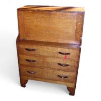 Arthur Simpson. an Arts and Crafts Oak Bureau - Thumbnail 1