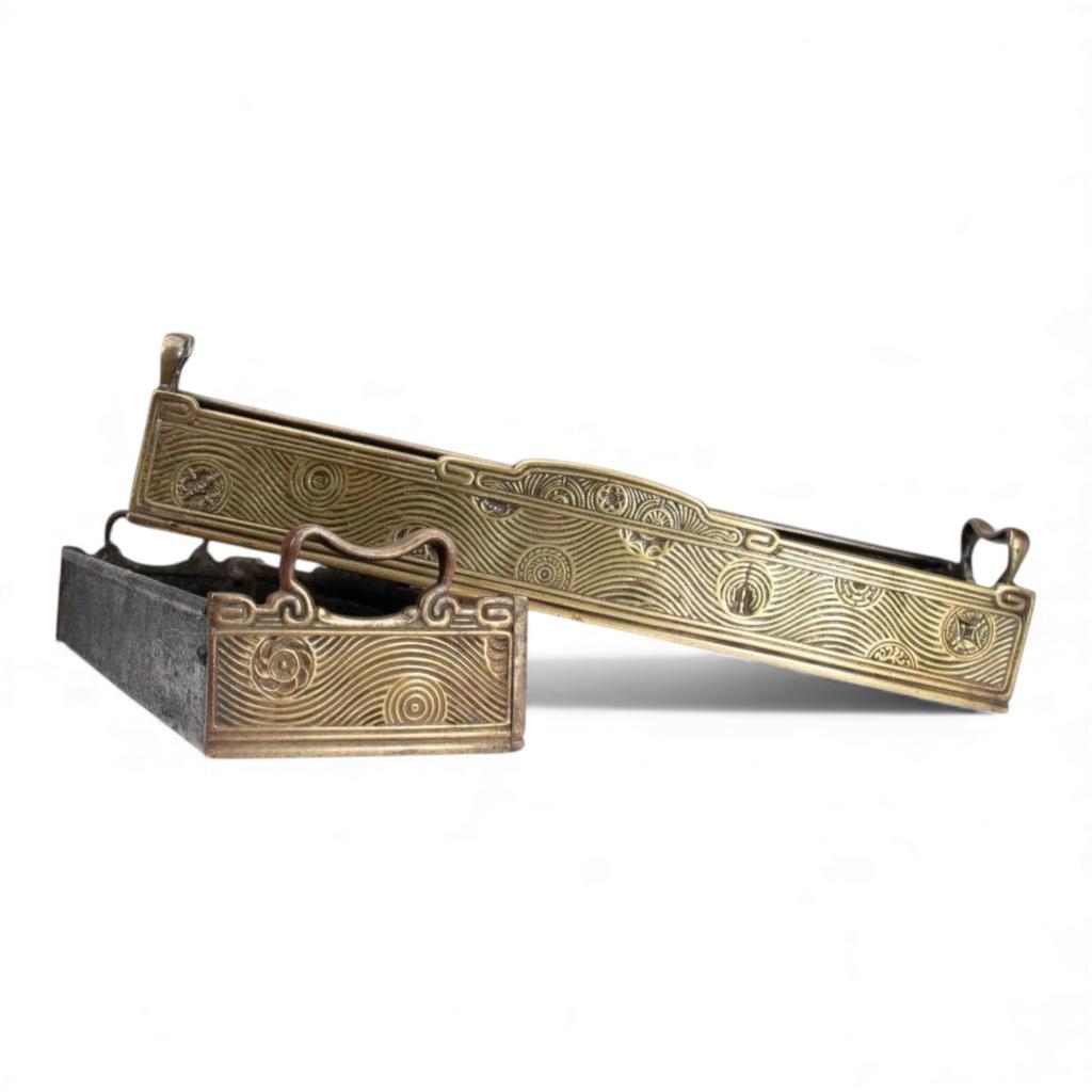 Anglo-Japanese brass planter by Thomas Jeckyll for Barnard Bishop & Barnard