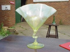 James Powell of Whitefriars. A hand blown Art and Crafts Vase - Thumbnail 1