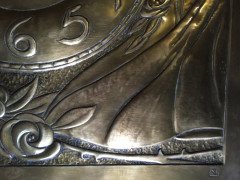Margaret Gilmour. An exceptional and large Glasgow School brass wall clock - Thumbnail 11