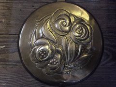 Margaret Gilmour. An exceptional and large Glasgow School brass wall clock - Thumbnail 14