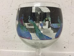 Vedar. A wine glass with hand painted enamelling of a naked lady amongst Peacocks - Thumbnail 5