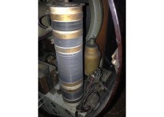 E K Cole. An Ekco AD36 All Electric Bakerlight Radio. - Thumbnail 11