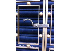 Josef Hoffmann (style of). A good quality pair of iron and gilt security gate - Thumbnail 4