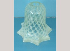Arts and Crafts Cross-Hatched Vaseline Glass Shade - Thumbnail 2