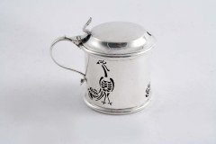 A little Arts and Crafts silver mustard pot - Thumbnail 1