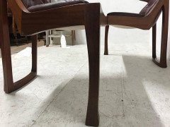 A superbly designed 'Danish style' teak duet seat for lovers of chess - Thumbnail 7