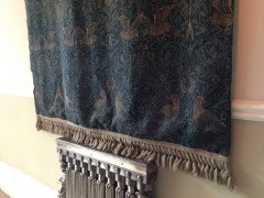 William Morris. A double woven 'Bird' wall hanging - Thumbnail 5