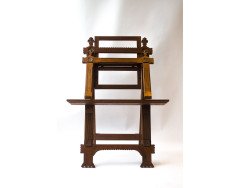 Charles Locke Eastlake (manner). A walnut easel/portfolio stand - Thumbnail 1