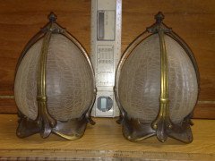 A pair of crackle glazed shade - Thumbnail 2