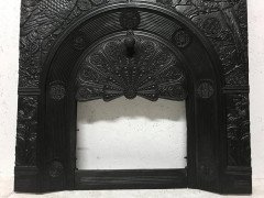 Thomas Jeckyll for Barnard Bishop and Barnard. A rare cast iron fire insert designed by Thomas Jeckyll. - Thumbnail 5