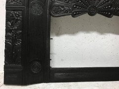 Thomas Jeckyll for Barnard Bishop and Barnard. A rare cast iron fire insert designed by Thomas Jeckyll. - Thumbnail 8