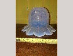 A vaseline shade with petail details - Thumbnail 3
