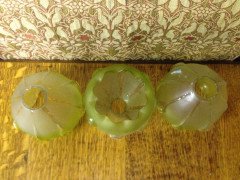 A set of three moulded green shade - Thumbnail 4