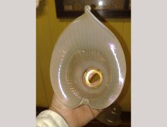 Pair of Lily-Shaped Vaseline Glass Shades with Flared Rims - Thumbnail 7