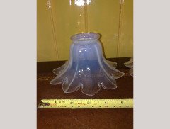 A Pair of Small Vaseline Shade - Thumbnail 3