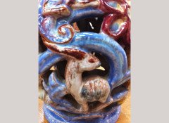 A colourful 1930's pottery lamp - Thumbnail 8