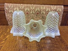Three Vaseline shade with zigzag detailing - Thumbnail 1