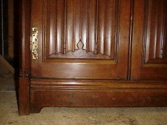 A W N Pugin for J G Crace. An important Gothic Revival oak treble wardrobe of superior quality - Thumbnail 4