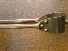 C F A Voysey for Thomas Elsley. An heart-shaped coal shovel and a matching tongs - Thumbnail 5