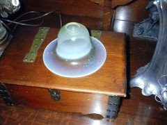 A vaseline shade - Thumbnail 1