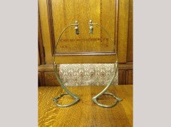 WAS Benson. A pair of brass swan table lamps with heart shaped bases. - Thumbnail 1