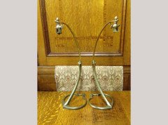 WAS Benson. A pair of brass swan table lamps with heart shaped bases. - Thumbnail 5