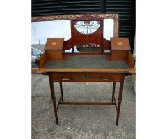 G M Ellwood for J S Henry. A stunning pure Arts and Crafts desk - Thumbnail 1