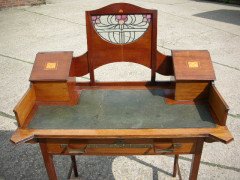 G M Ellwood for J S Henry. A stunning pure Arts and Crafts desk - Thumbnail 7