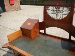 G M Ellwood for J S Henry. A stunning pure Arts and Crafts desk - Thumbnail 8