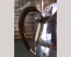 Josef Hoffmann (style of). A rare German Arts and Crafts '925' silver claret jug - Thumbnail 5