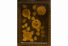 Goodhall Lambs and Heighway. A superior quality mahogany display cabinet - Thumbnail 2