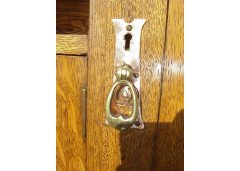 E A Taylor for Wylie and Lochhead. An oak Arts and Crafts sideboard - Thumbnail 7