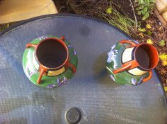 A good rare pair of Foley Intarsio vases, hand decorated with vivid swirling Iris's on a rich green back ground - Thumbnail 6