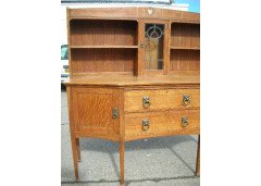 E A Taylor for Wylie and Lochhead. An oak Glasgow School sideboard - Thumbnail 3
