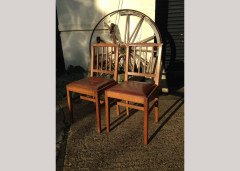 Edward Barnsley. A set of six Acorn Industries dining chairs with leather drop in seats. - Thumbnail 1